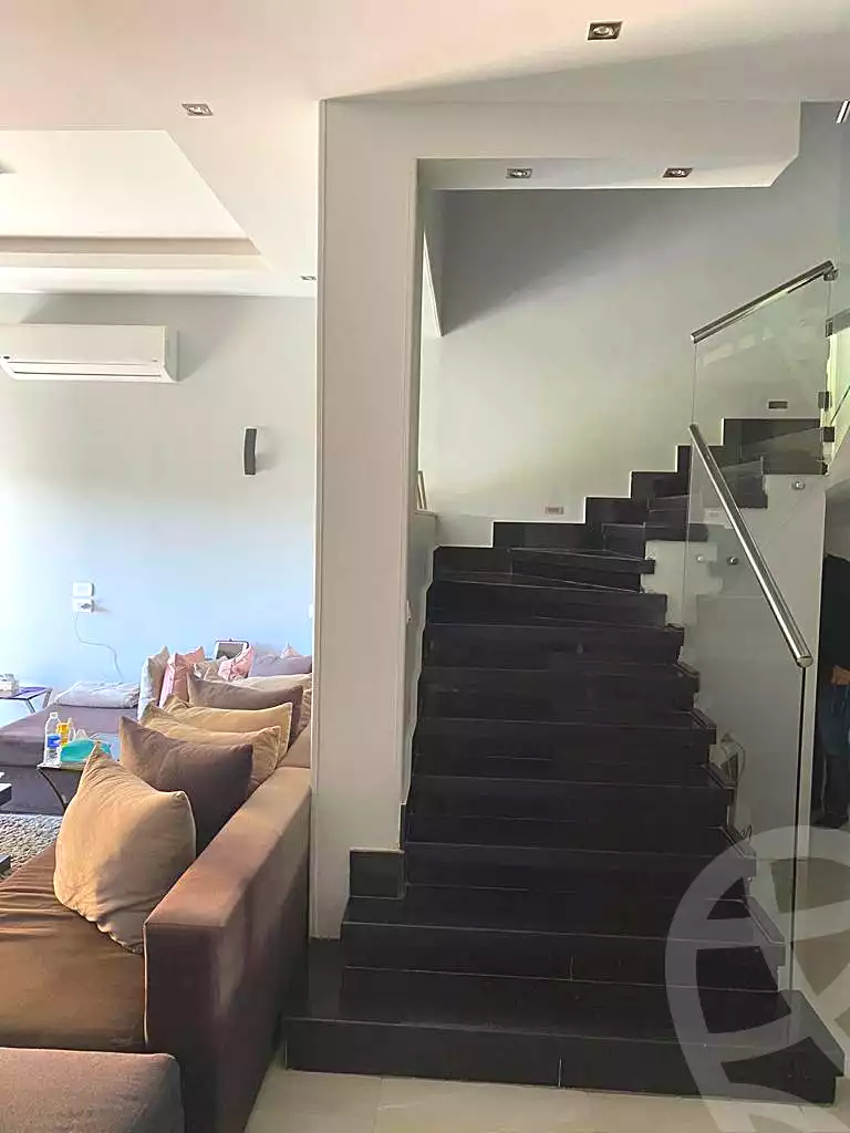 تاون هاوس بـ٤ غرف نوم في رويال ميدوز الشيخ زايد، صورة ١١ من ١٥