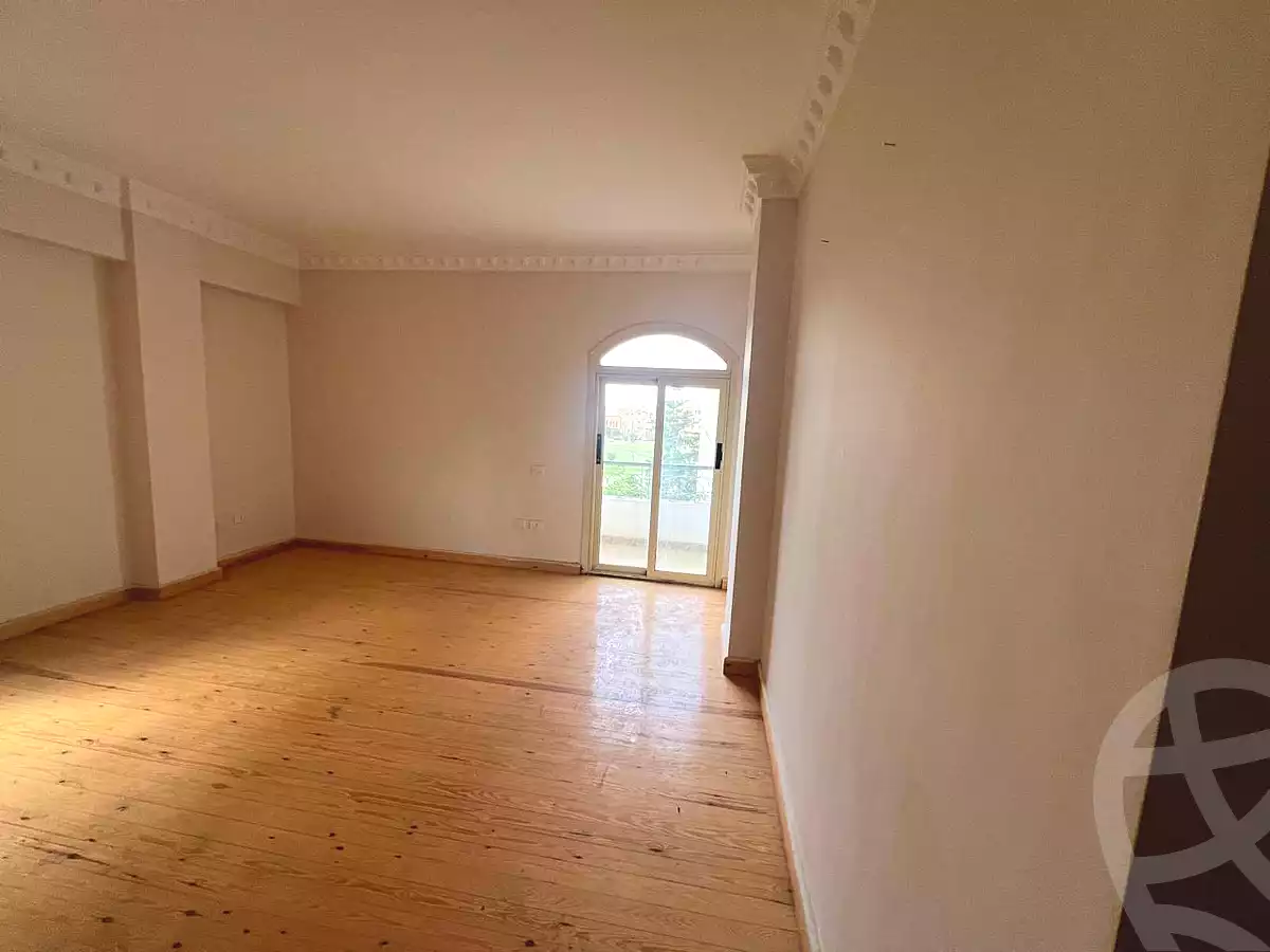 https://aqarmap.com.eg/en/listing/6959330-for-sale-cairo-new-cairo-ganob-el-akadamiya-south-academy-g-yassin-abd-el-ghafar-st