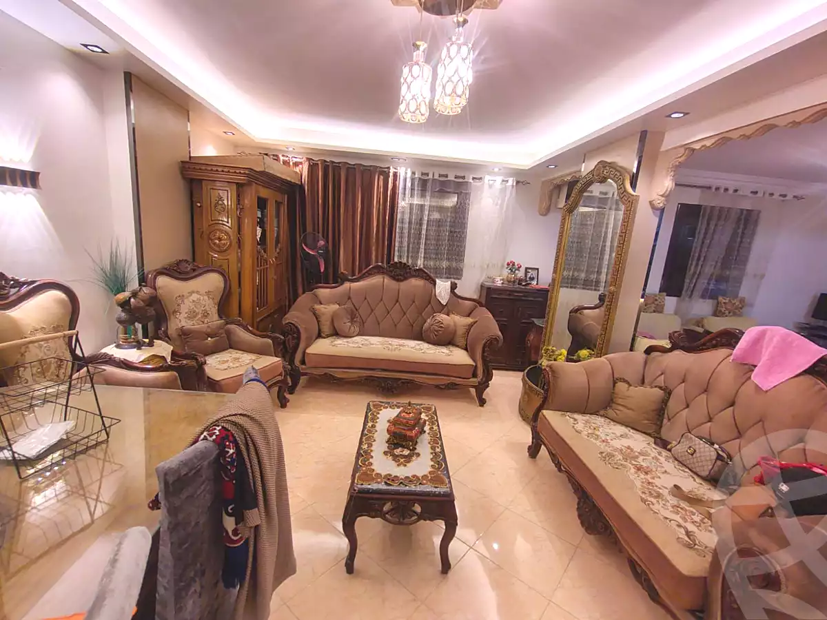https://aqarmap.com.eg/ar/listing/6959443-for-sale-cairo-faisal-el-matbeaa-omar-ibn-abd-el-aziz-st