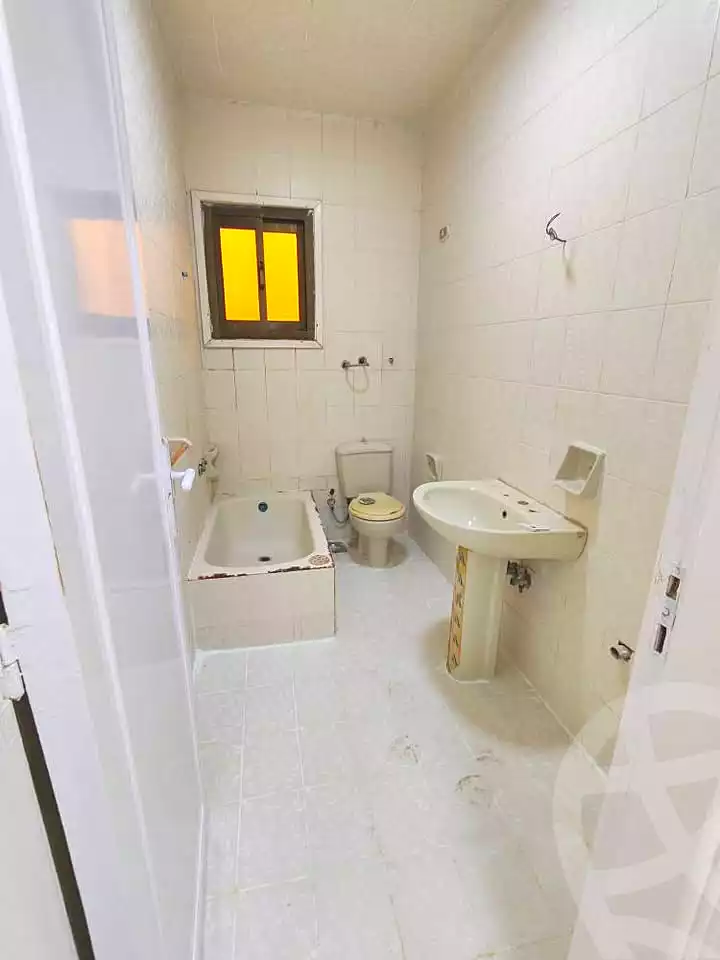 https://aqarmap.com.eg/ar/listing/6959801-for-sale-alexandria-al-agamy-shataa-el-nakheel