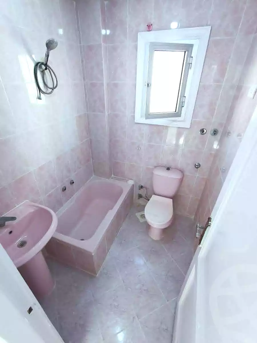 https://aqarmap.com.eg/ar/listing/6960104-for-sale-alexandria-al-agamy-shataa-el-nakheel