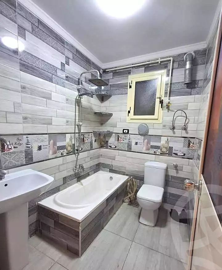 https://aqarmap.com.eg/ar/listing/6960347-for-sale-alexandria-lsywf-el-falki