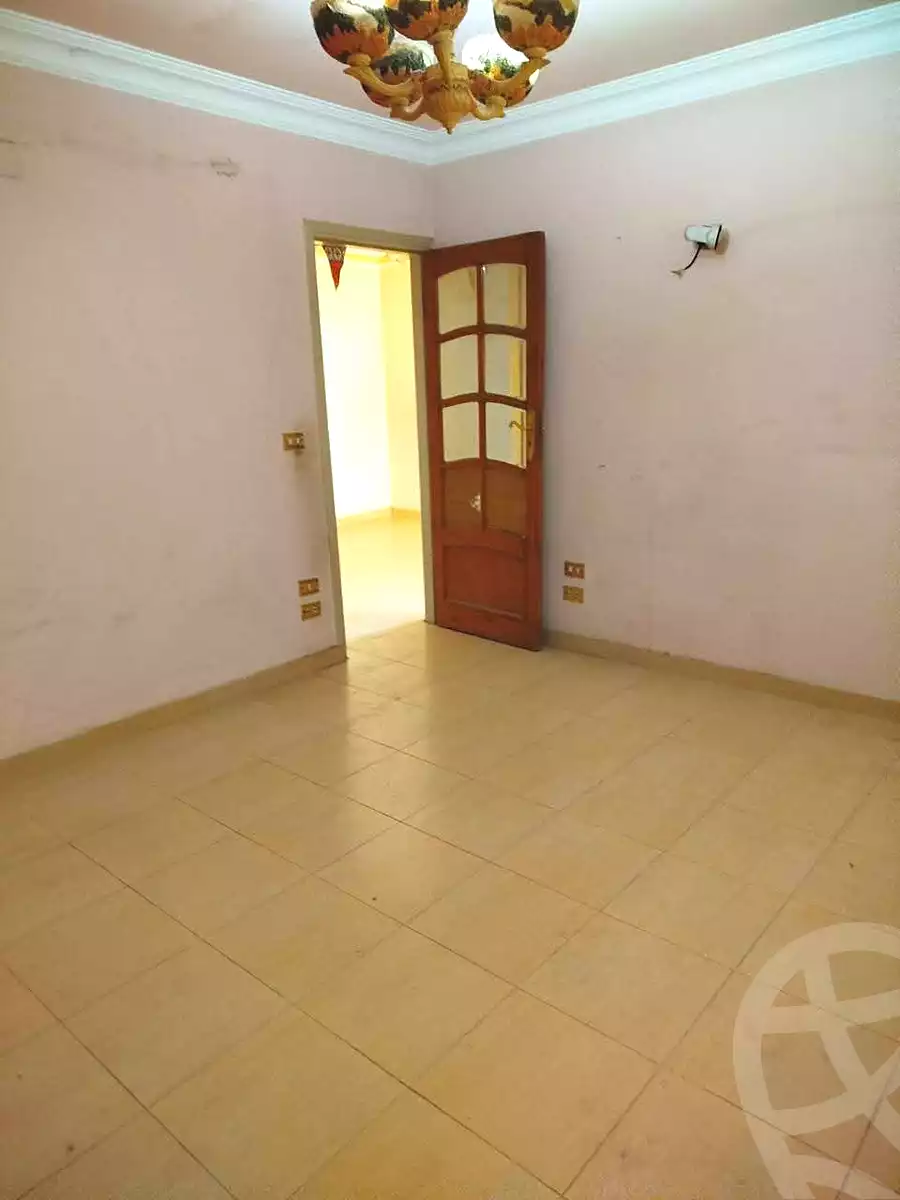 https://aqarmap.com.eg/ar/listing/6960424-for-sale-cairo-ain-shams-ain-shams-el-sharkia-el-eshrein-stt