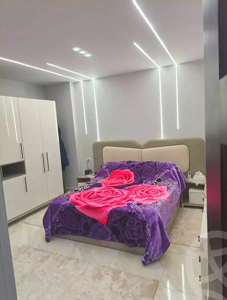 https://aqarmap.com.eg/en/listing/6960983-for-sale-cairo-el-haram-shareaa-khatem-el-morsalen