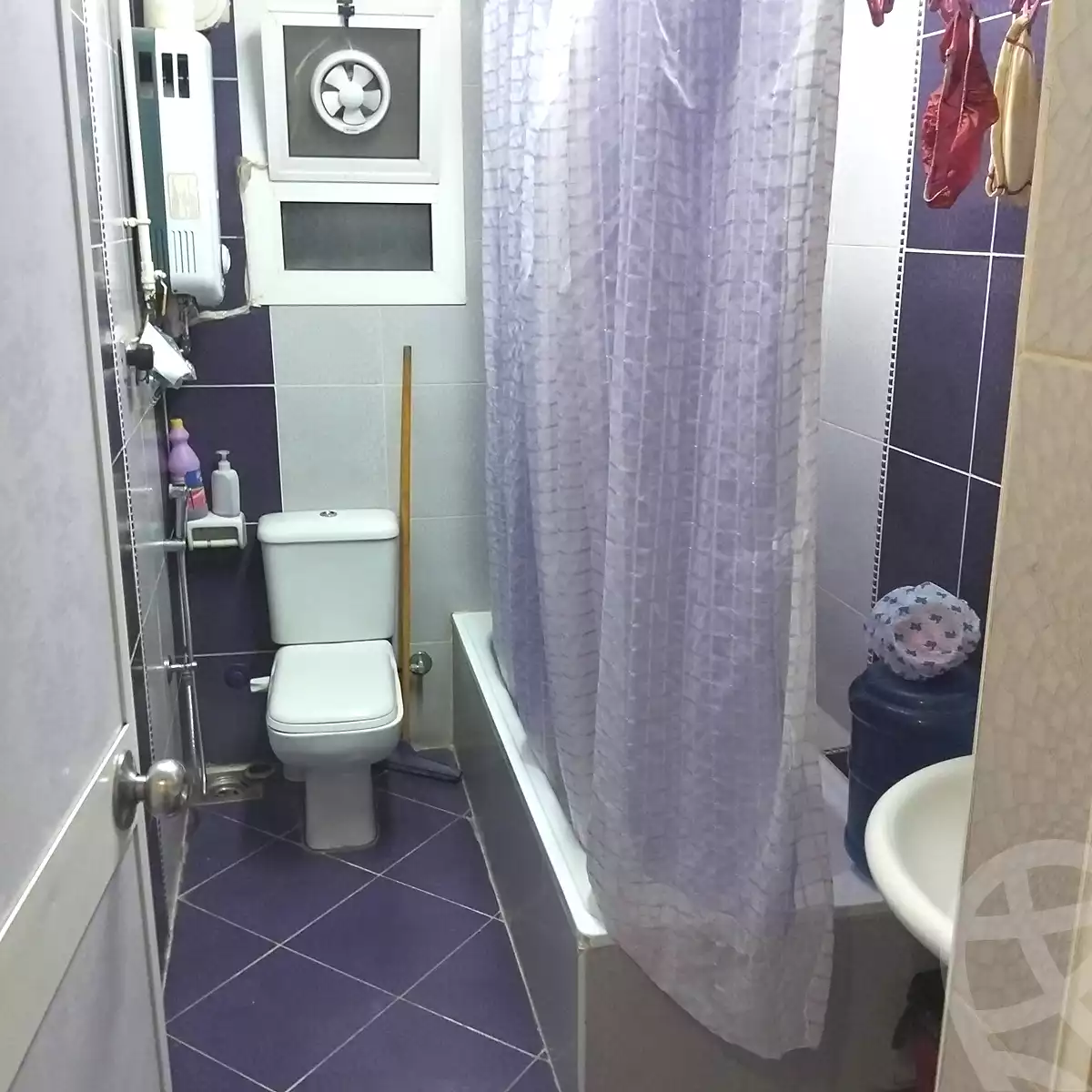 https://aqarmap.com.eg/ar/listing/6960988-for-rent-cairo-ain-shams-ain-shams-el-sharkia-shr-brhym-bd-lrzq