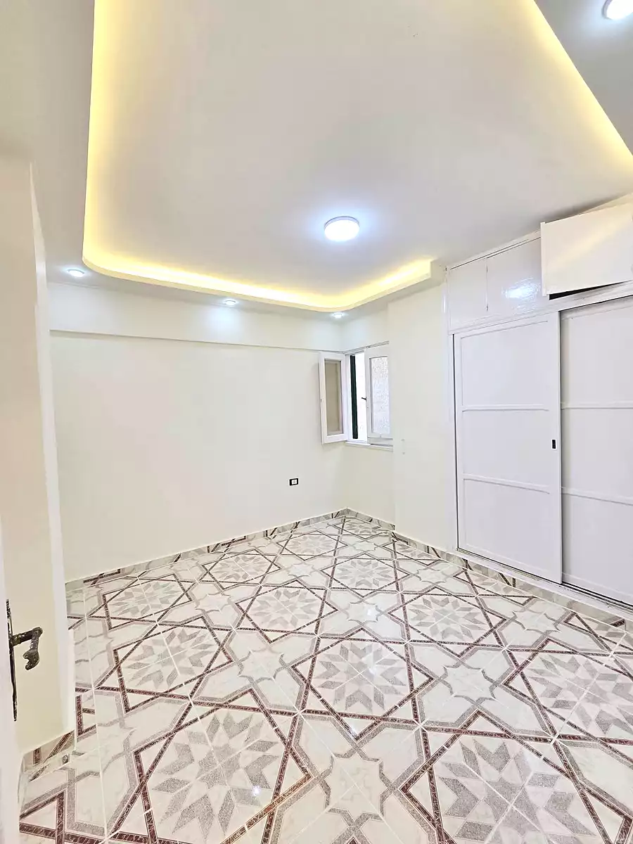 https://aqarmap.com.eg/ar/listing/6961047-for-sale-alexandria-al-agamy-shataa-el-nakheel