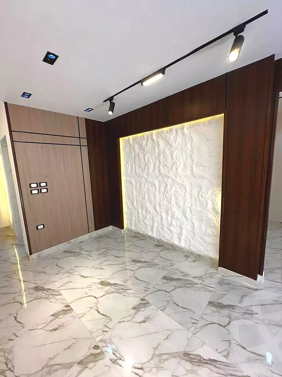 https://aqarmap.com.eg/en/listing/6961059-for-sale-alexandria-al-agamy-lbytsh-shahr-al-assal-st