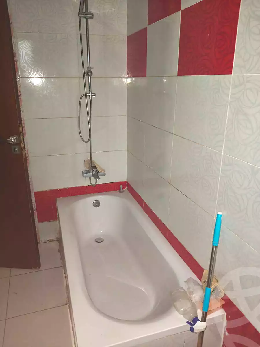 https://aqarmap.com.eg/ar/listing/6961064-for-sale-alexandria-zezenia