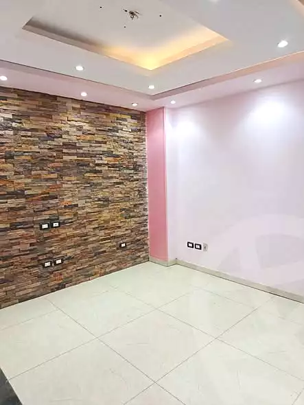 https://aqarmap.com.eg/ar/listing/6961571-for-rent-cairo-helwan-hadayek-helwan-nile-corniche-st