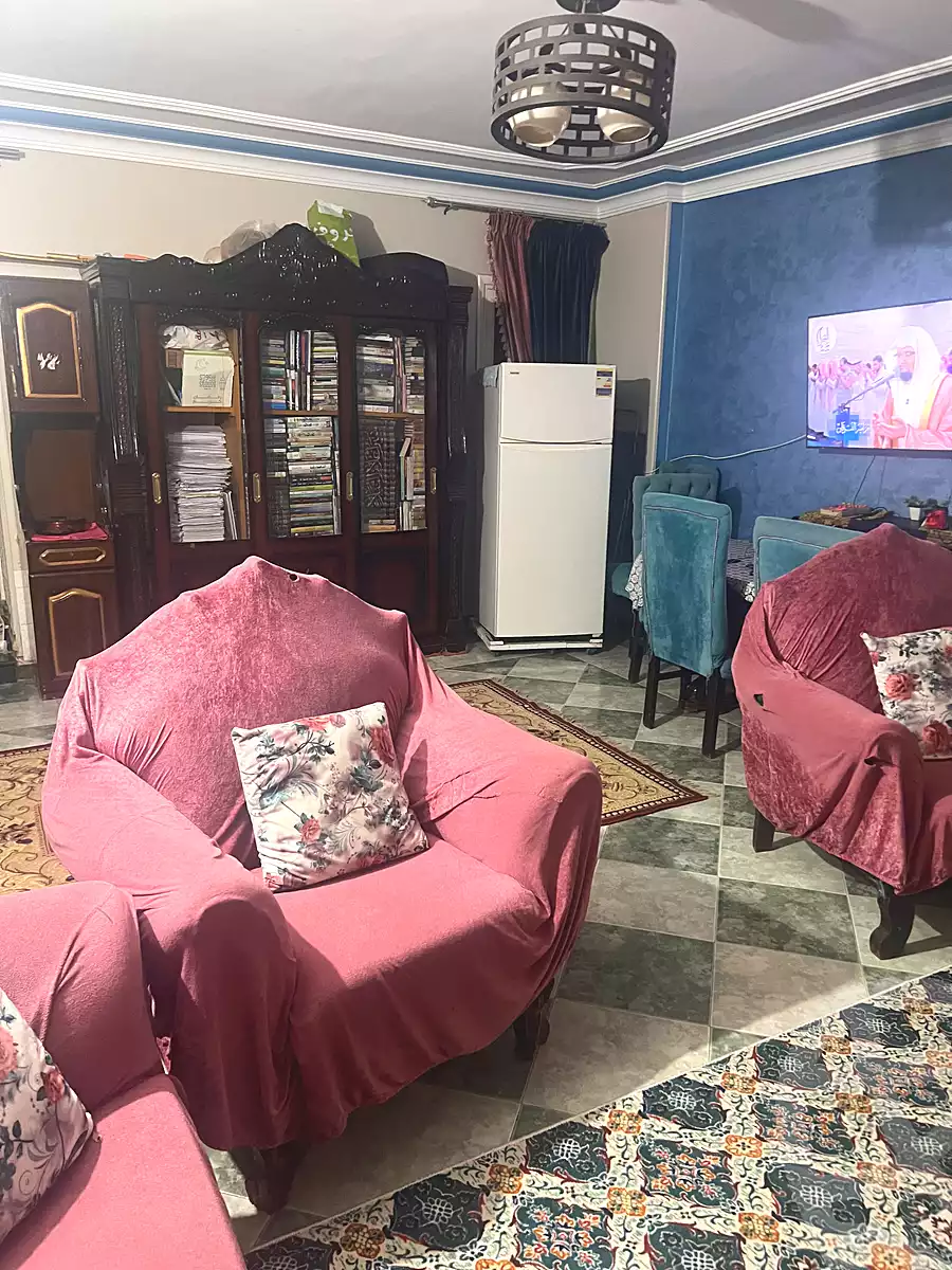 https://aqarmap.com.eg/en/listing/6961686-for-sale-cairo-faisal-kafr-tohormos-queen-nazli-st