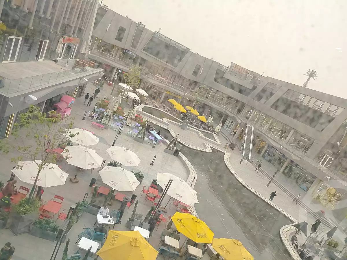 https://aqarmap.com.eg/ar/listing/6962284-for-rent-cairo-new-cairo-lrhb-city-malls-and-markets