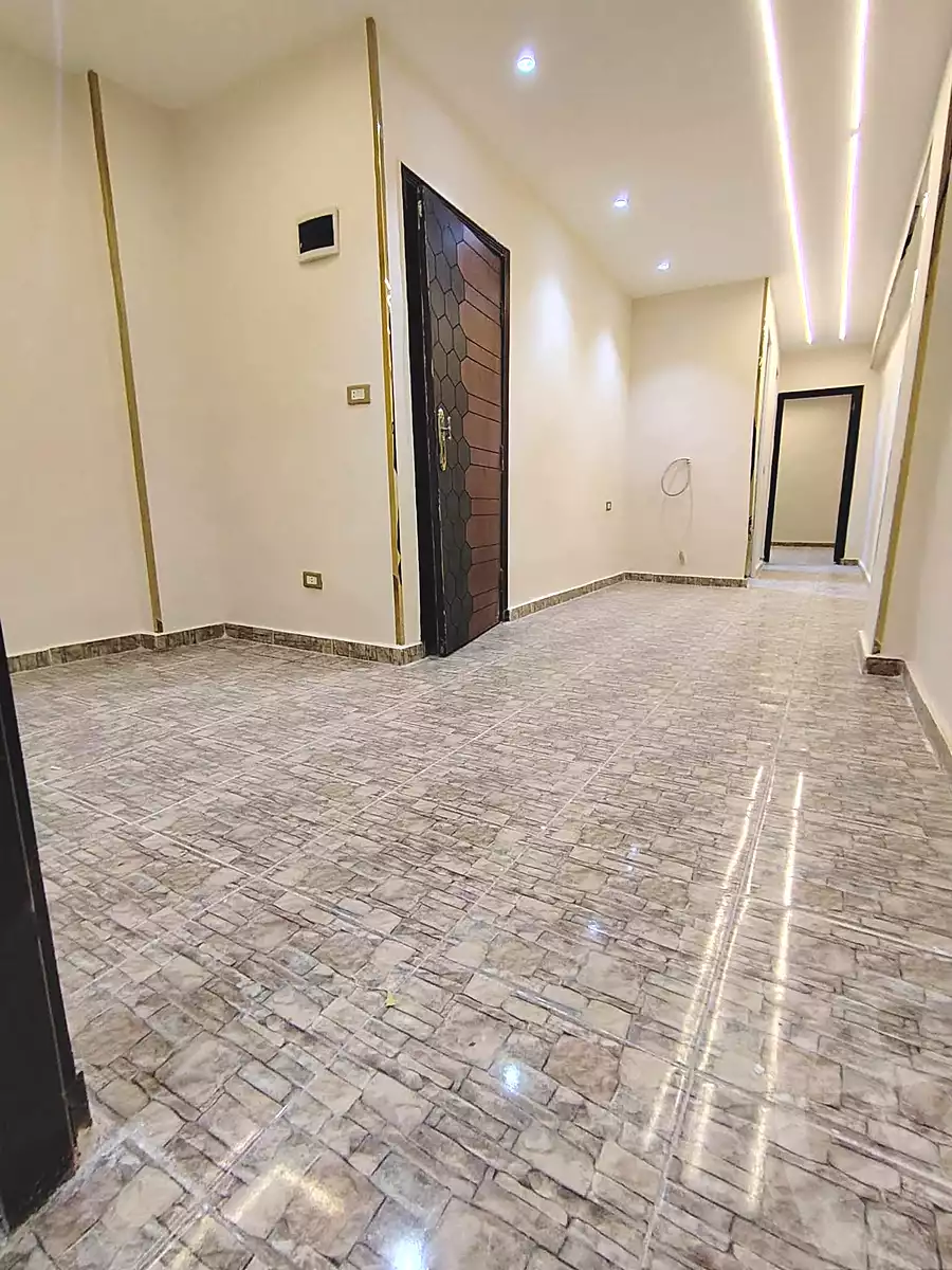 https://aqarmap.com.eg/en/listing/6962386-for-sale-alexandria-lsywf-el-falki