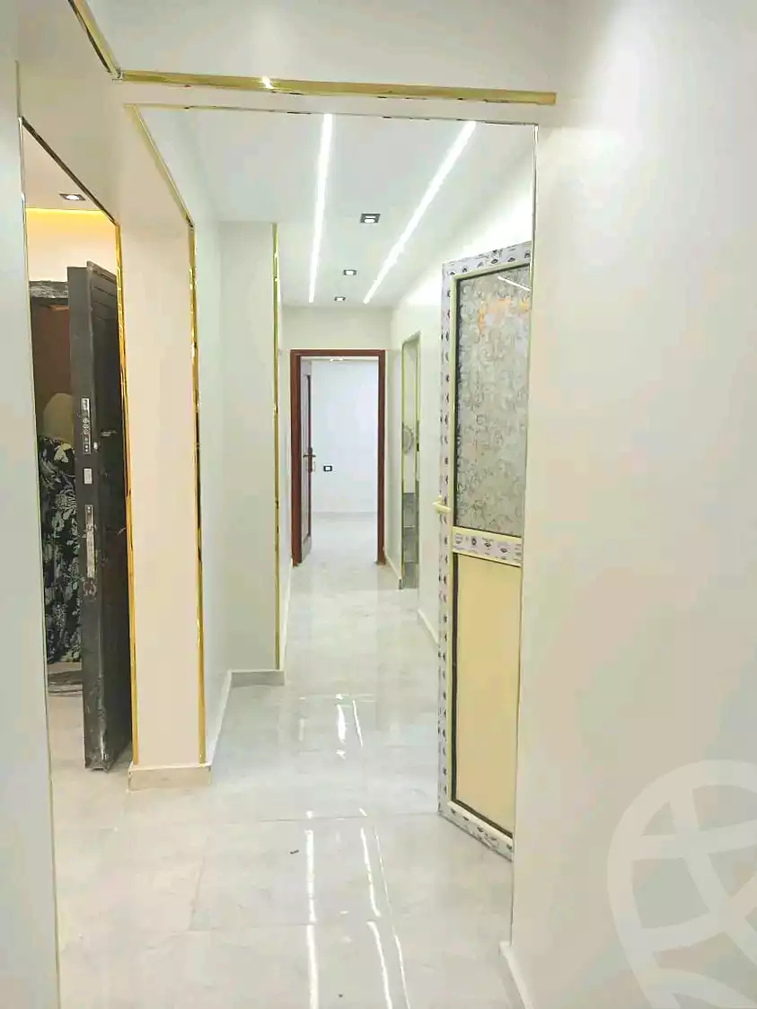 https://aqarmap.com.eg/ar/listing/6962409-for-sale-cairo-elnozha-Streettt-27