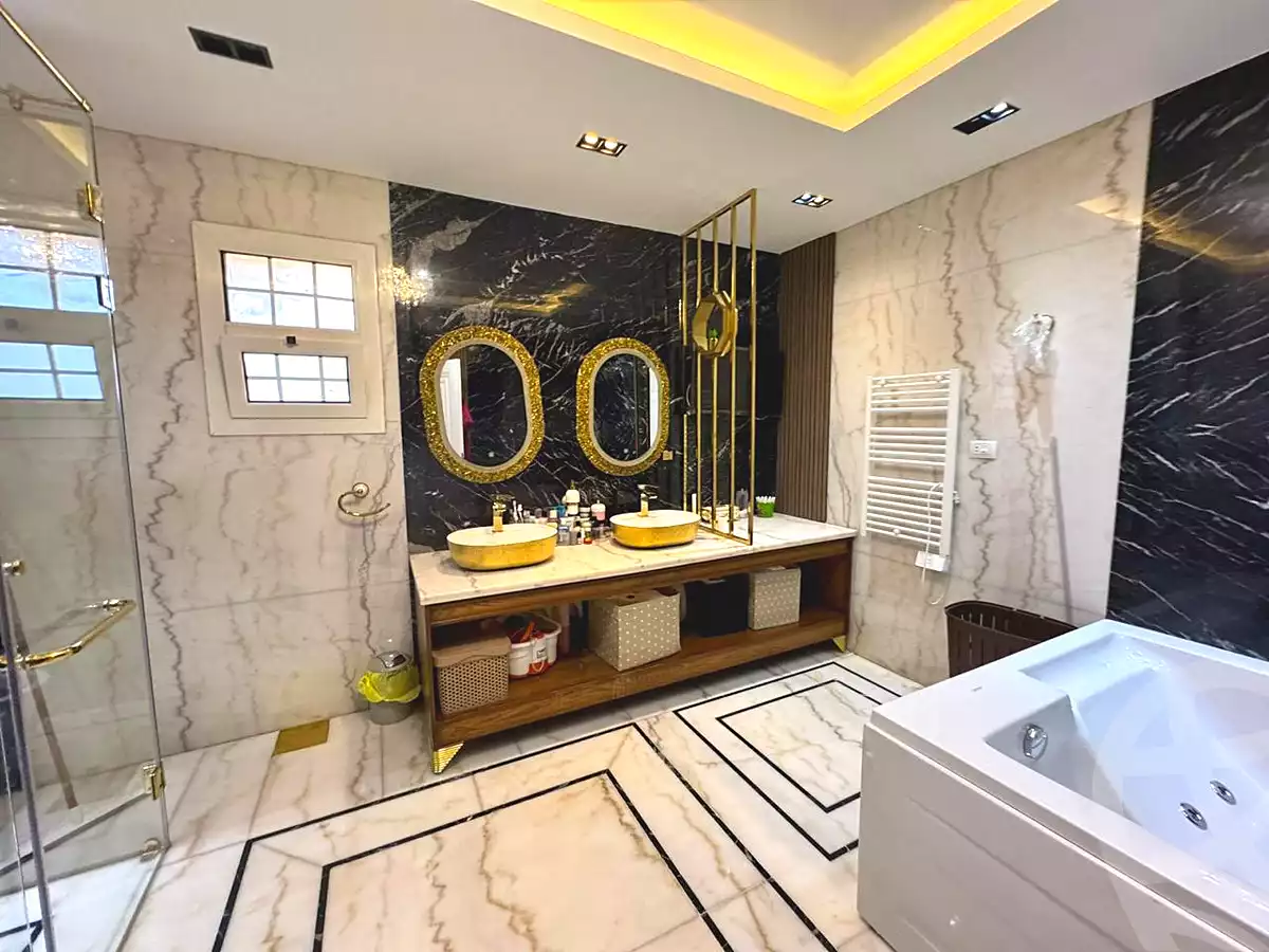 https://aqarmap.com.eg/ar/listing/6962585-for-sale-cairo-new-cairo-madinaty-lmntq-lthlthh-fylt-group-25