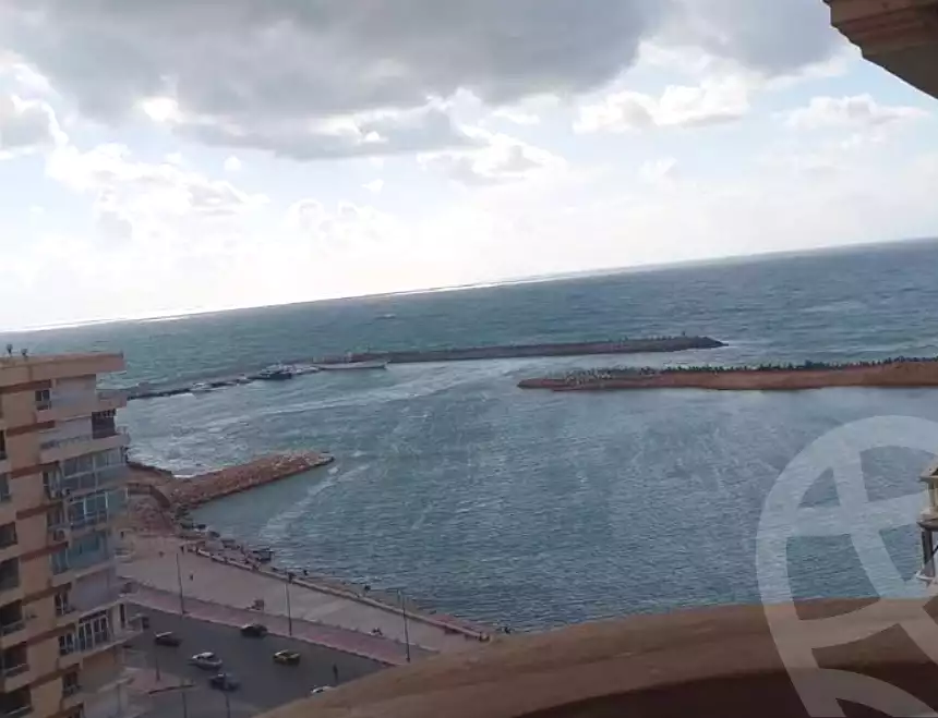 https://aqarmap.com.eg/ar/listing/6962780-for-sale-alexandria-sydy-bshr-sydy-bshr-bhry