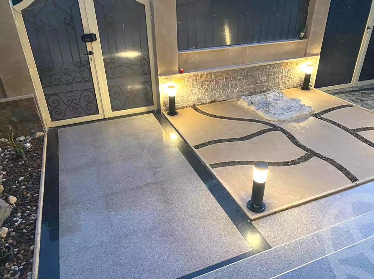 توين هاوس بـ٤ غرف نوم في جرينز، صورة ٧ من ٩
