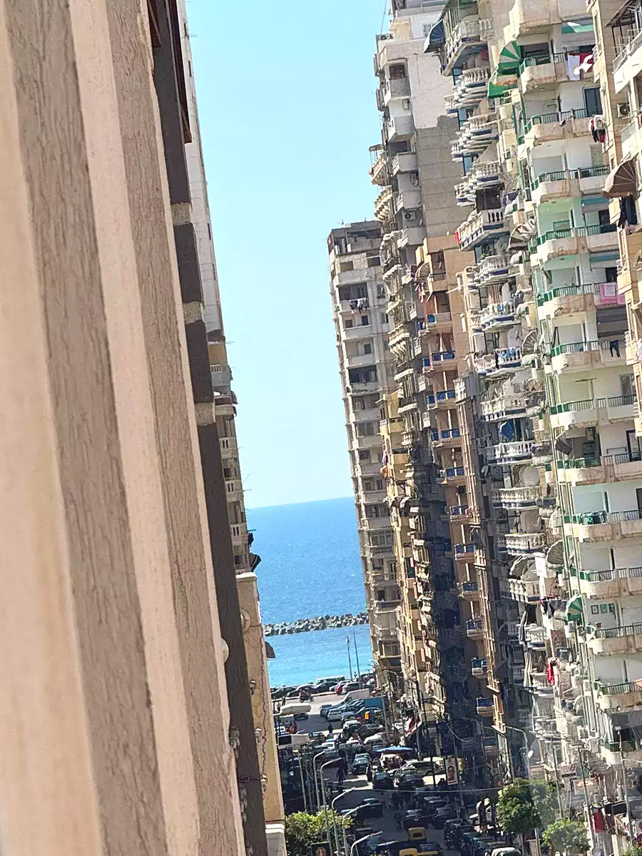 https://aqarmap.com.eg/ar/listing/6963117-for-sale-alexandria-sydy-bshr-sydy-bshr-bhry-khalil-hamada-st