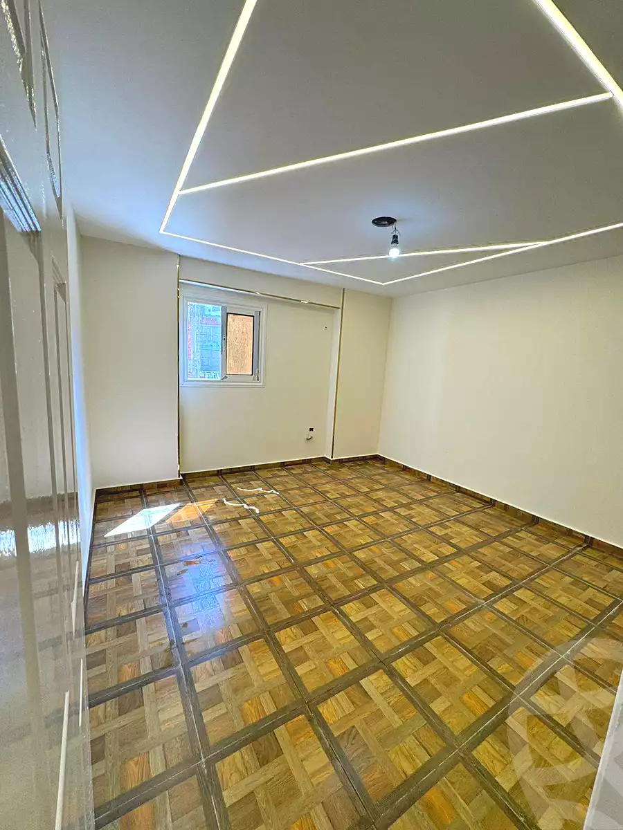 https://aqarmap.com.eg/ar/listing/6963186-for-sale-alexandria-sydy-bshr-sydy-bshr-bhry-khalil-hamada-st