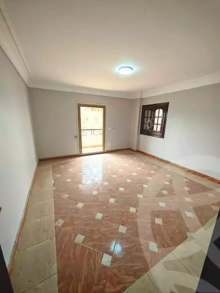 https://aqarmap.com.eg/ar/listing/6963285-for-sale-cairo-helwan-ahmed-enci-st