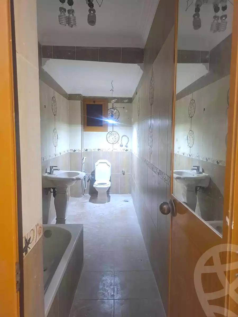 https://aqarmap.com.eg/ar/listing/6963307-for-sale-cairo-helwan-helwan-el-sharkeya-thabit-basha-st