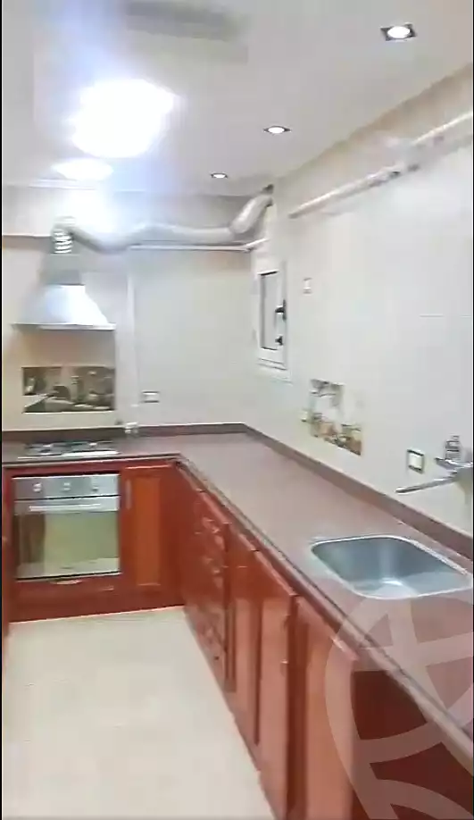 https://aqarmap.com.eg/ar/listing/6963348-for-sale-alexandria-sydy-bshr-sydy-bshr-bhry-street-15