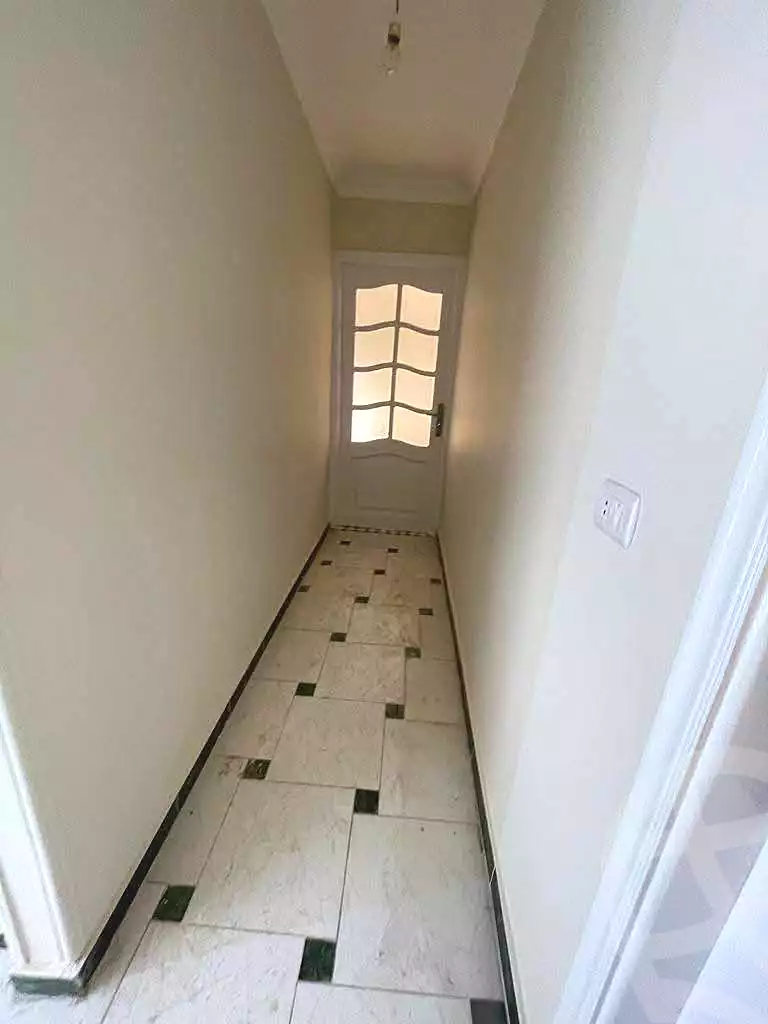 https://aqarmap.com.eg/en/listing/6963637-for-sale-cairo-helwan-helwan-el-sharkeya-gaafar-st