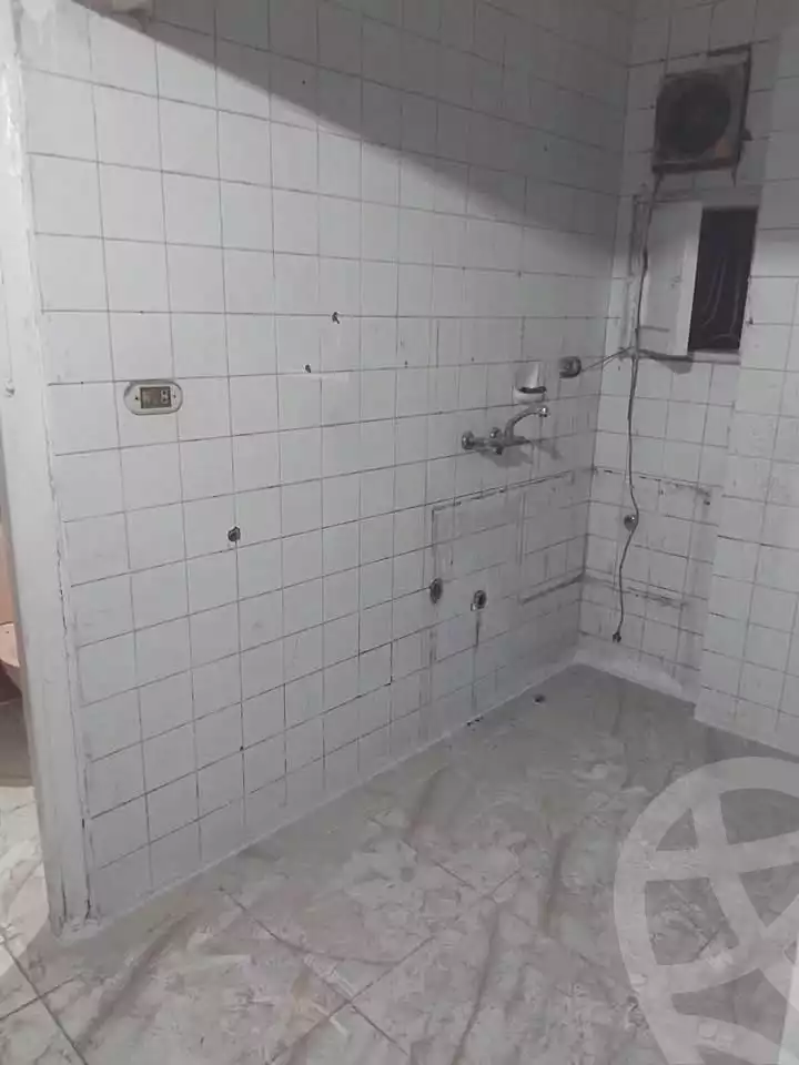 https://aqarmap.com.eg/ar/listing/6963654-for-sale-alexandria-sydy-bshr-sydy-bshr-qbly-street-30