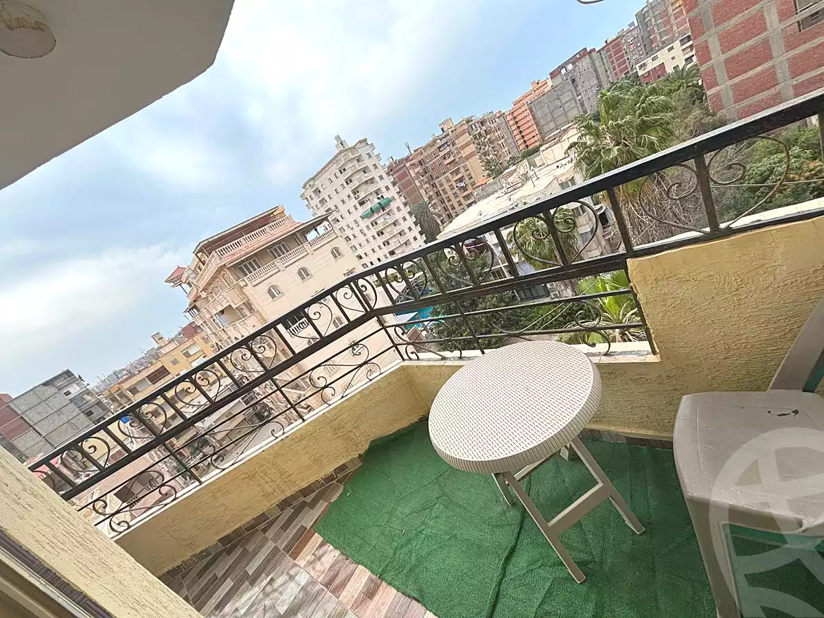 https://aqarmap.com.eg/ar/listing/6963798-for-sale-alexandria-al-agamy-lbytsh-bianchiii-el-arbaeen-st