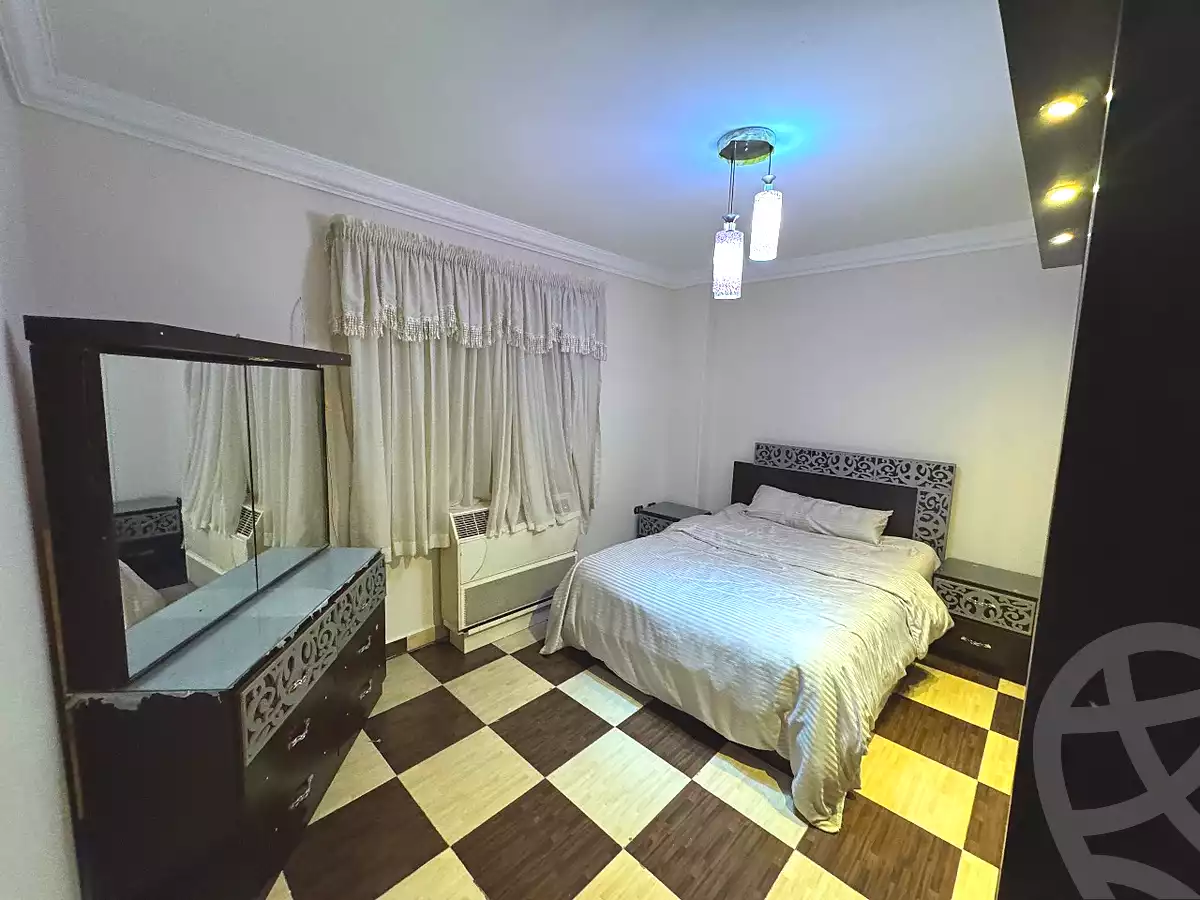 https://aqarmap.com.eg/en/listing/6963797-for-sale-cairo-new-cairo-compounds-el-ashrafia