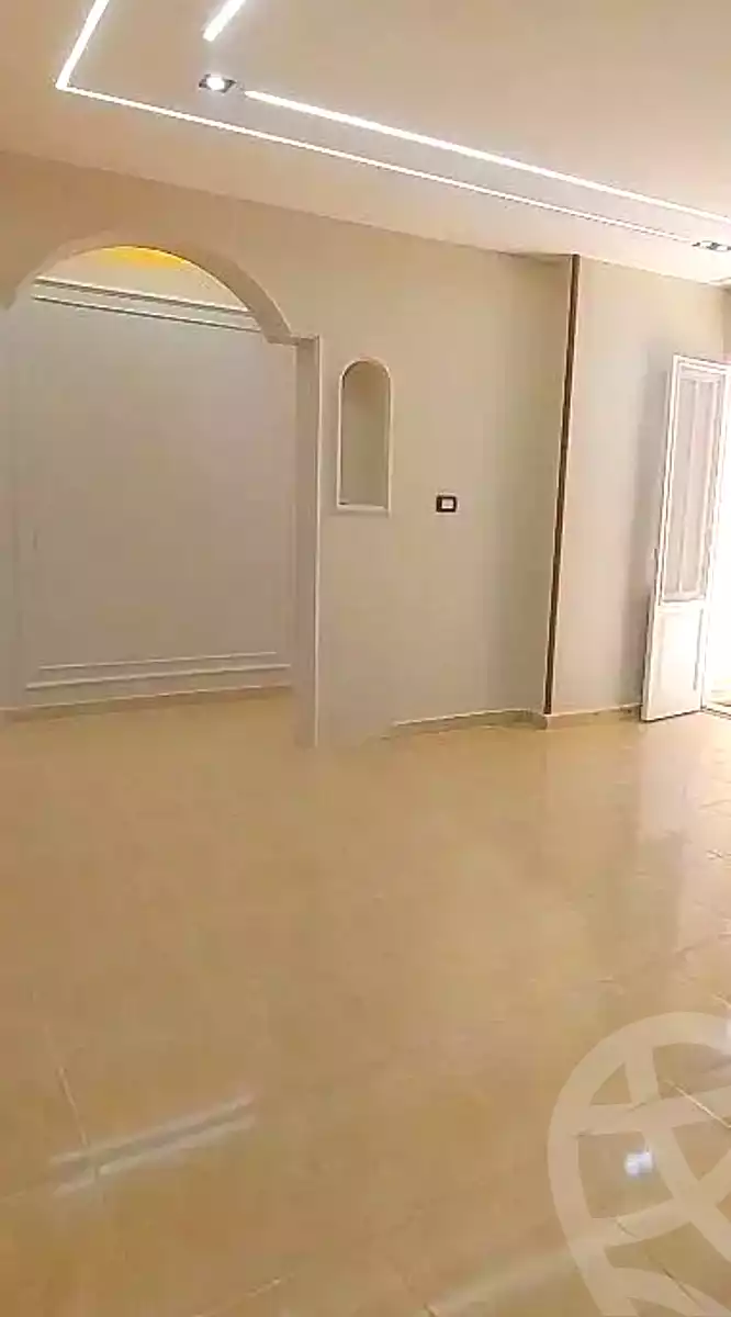https://aqarmap.com.eg/ar/listing/6963856-for-sale-alexandria-sydy-bshr-sydy-bshr-bhry-khalil-hamada-st