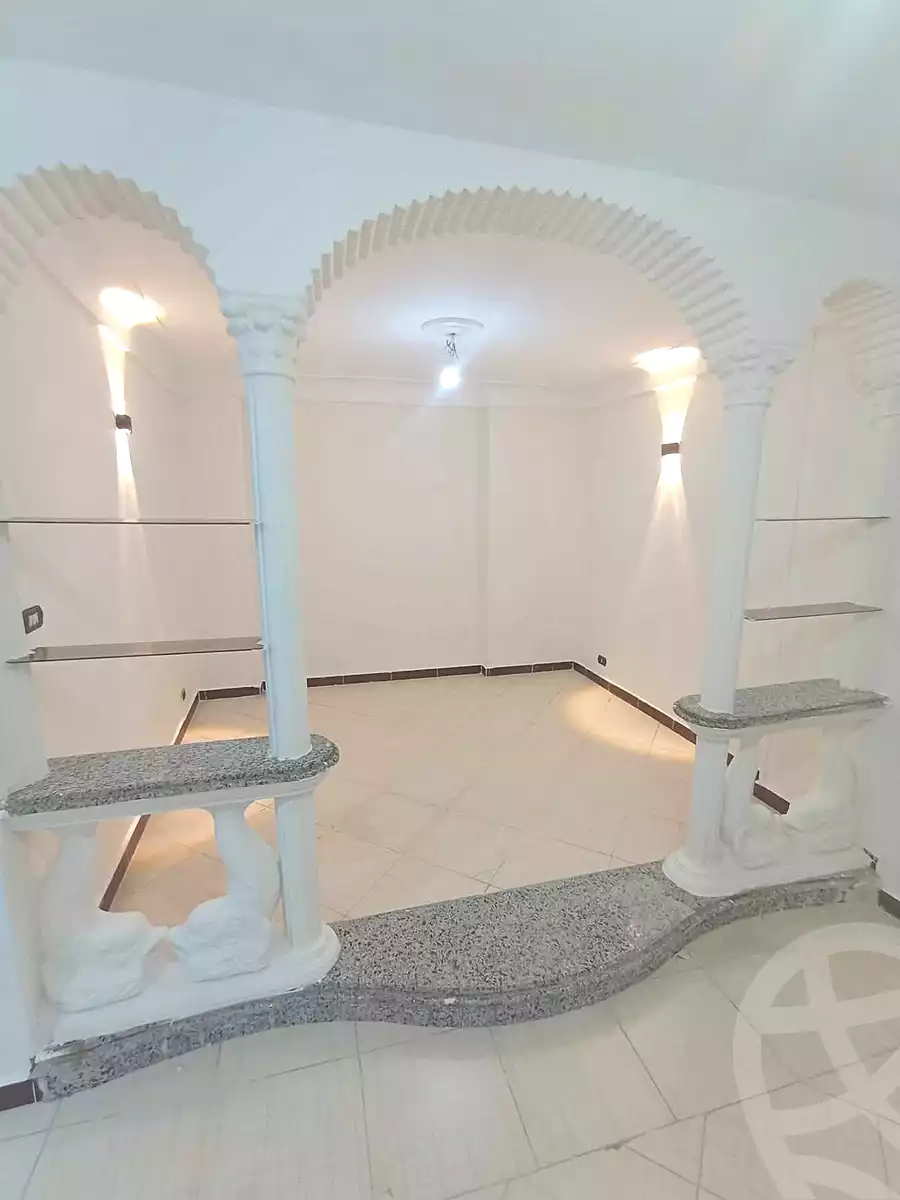 https://aqarmap.com.eg/ar/listing/6963955-for-sale-alexandria-lsywf-el-falki