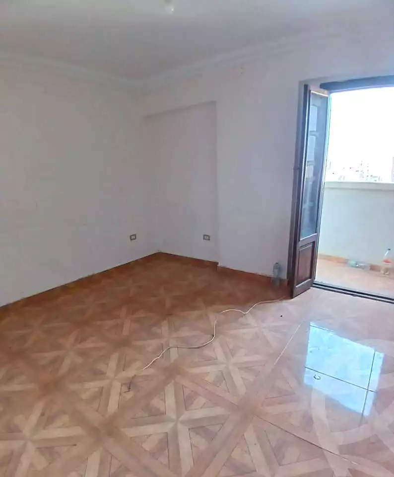 https://aqarmap.com.eg/ar/listing/6964111-for-sale-alexandria-el-asafra-l-sfr-bhry