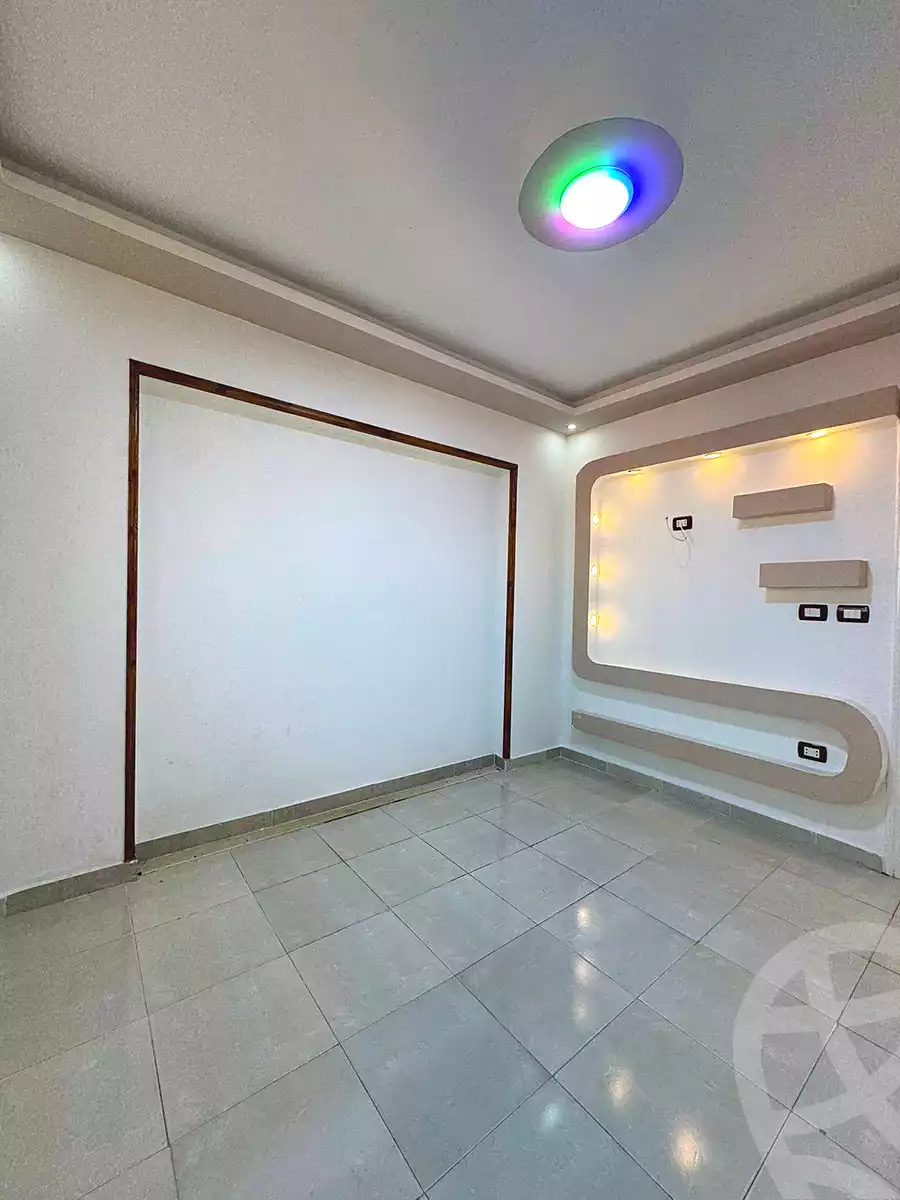 https://aqarmap.com.eg/ar/listing/6964249-for-sale-alexandria-al-agamy-shataa-el-nakheel