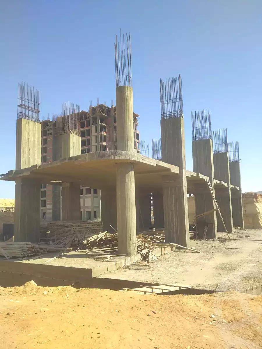https://aqarmap.com.eg/ar/listing/6964301-for-sale-cairo-new-administrative-capital-ldwn-twn-knywn-byzns-kwmblks-dyr-msr