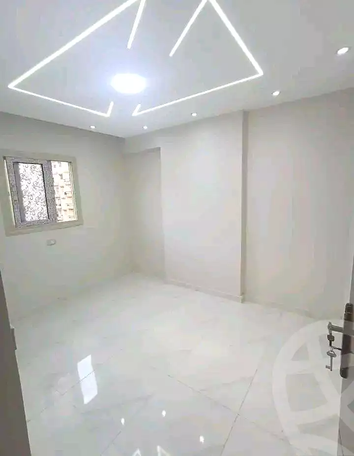 https://aqarmap.com.eg/en/listing/6964631-for-sale-alexandria-sydy-bshr-sydy-bshr-bhry-street-16