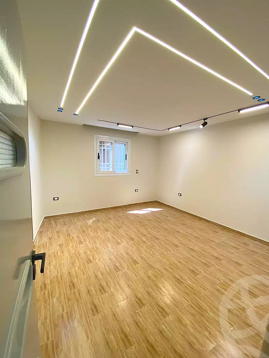 https://aqarmap.com.eg/ar/listing/6964786-for-sale-alexandria-al-agamy-lbytsh-el-reyad-st