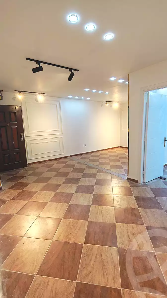 https://aqarmap.com.eg/ar/listing/6964877-for-sale-alexandria-al-agamy-el-hanouvel-al-haded-we-al-soulb-st