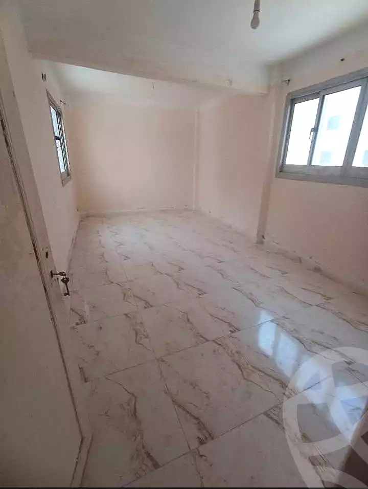 https://aqarmap.com.eg/ar/listing/6965082-for-sale-alexandria-ganaklis