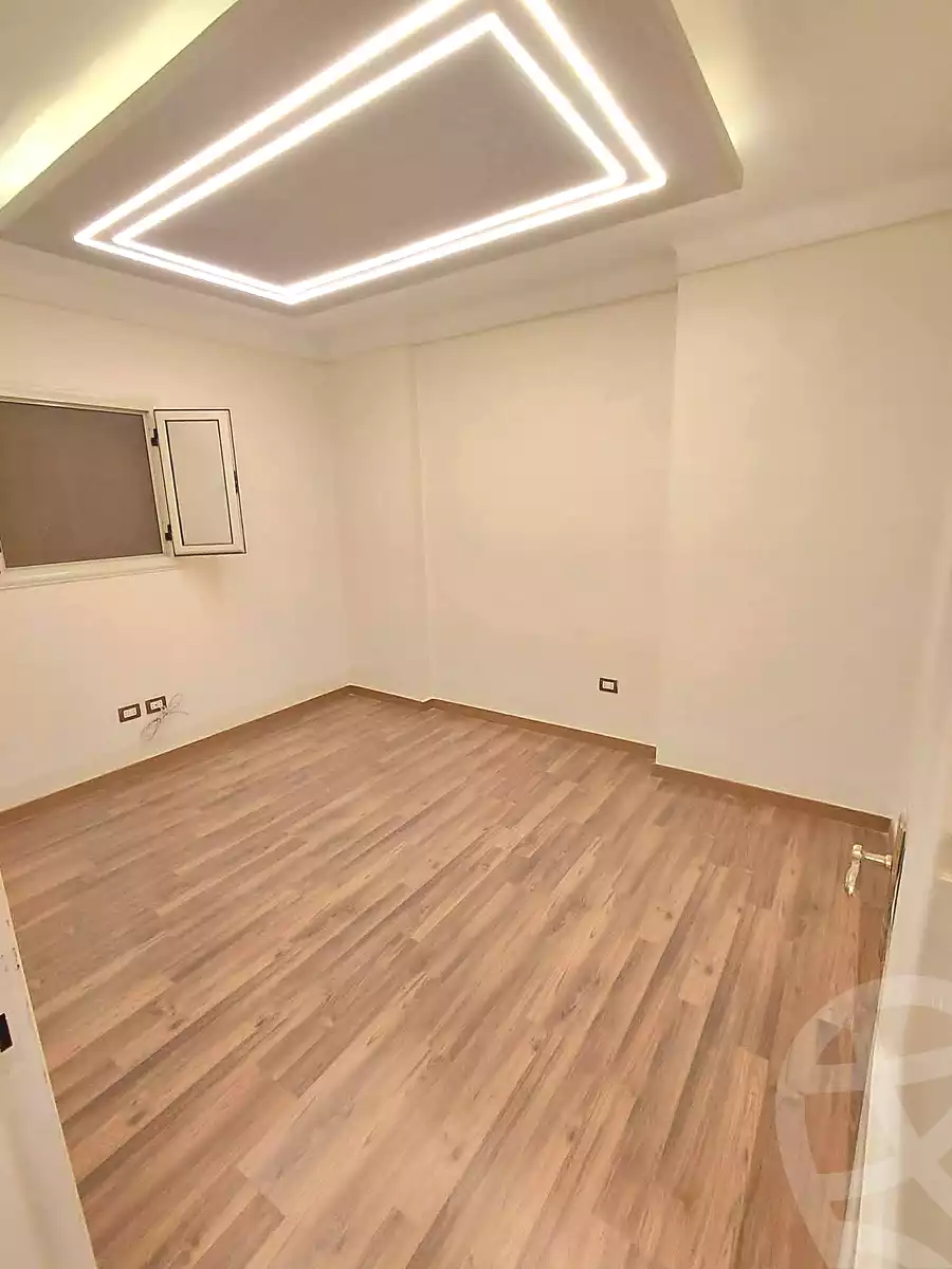 https://aqarmap.com.eg/ar/listing/6965228-for-sale-alexandria-miami