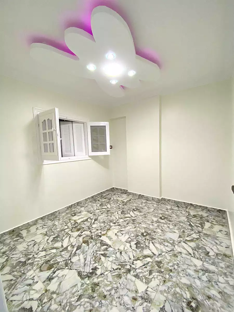 https://aqarmap.com.eg/ar/listing/6965346-for-sale-alexandria-al-agamy-lbytsh-al-kaada-st