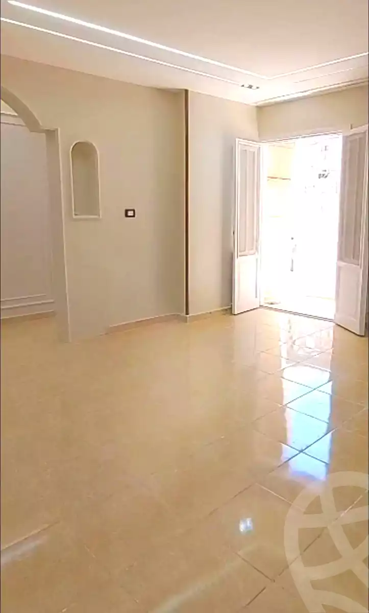 https://aqarmap.com.eg/ar/listing/6965833-for-sale-alexandria-miami