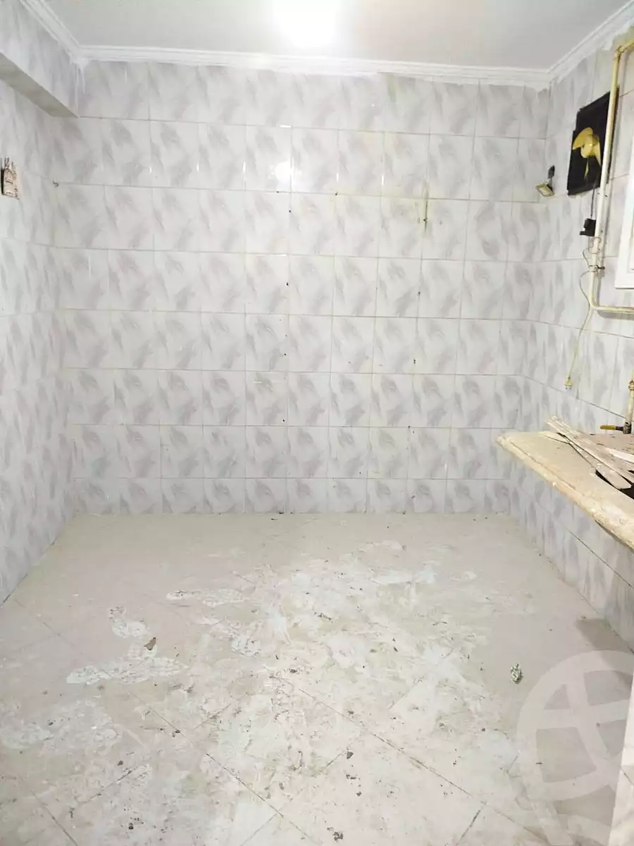 https://aqarmap.com.eg/ar/listing/6966132-for-sale-alexandria-al-agamy-el-hanouvel-el-kholafaa-el-rashdeen-st