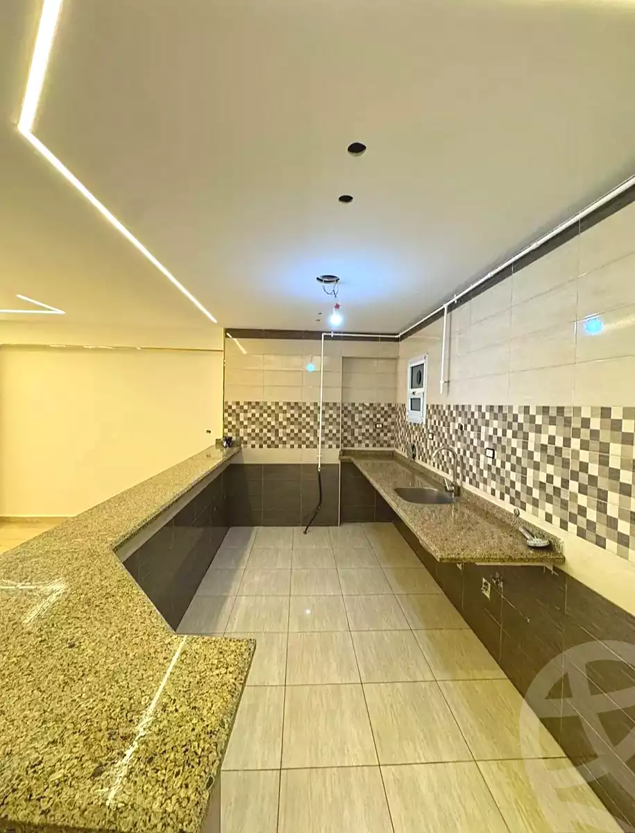https://aqarmap.com.eg/ar/listing/6966319-for-sale-alexandria-sydy-bshr-sydy-bshr-bhry-khalil-hamada-st