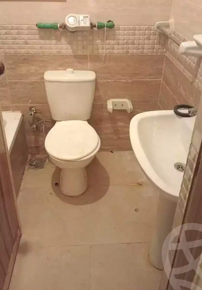 https://aqarmap.com.eg/en/listing/6966644-for-rent-alexandria-al-agamy-lbytsh
