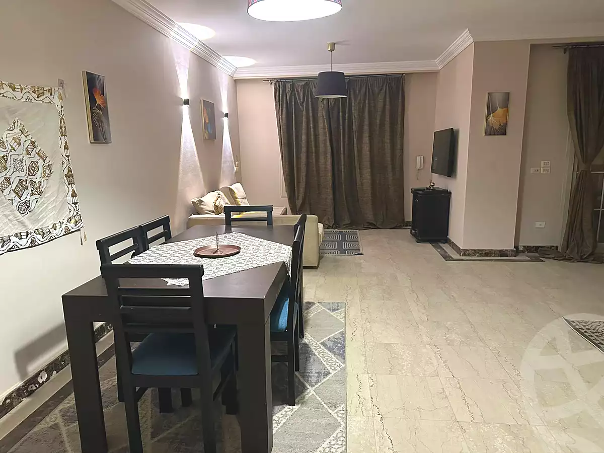 https://aqarmap.com.eg/ar/listing/6967149-for-sale-cairo-new-cairo-first-settlement-mhwr-mstfy-kml