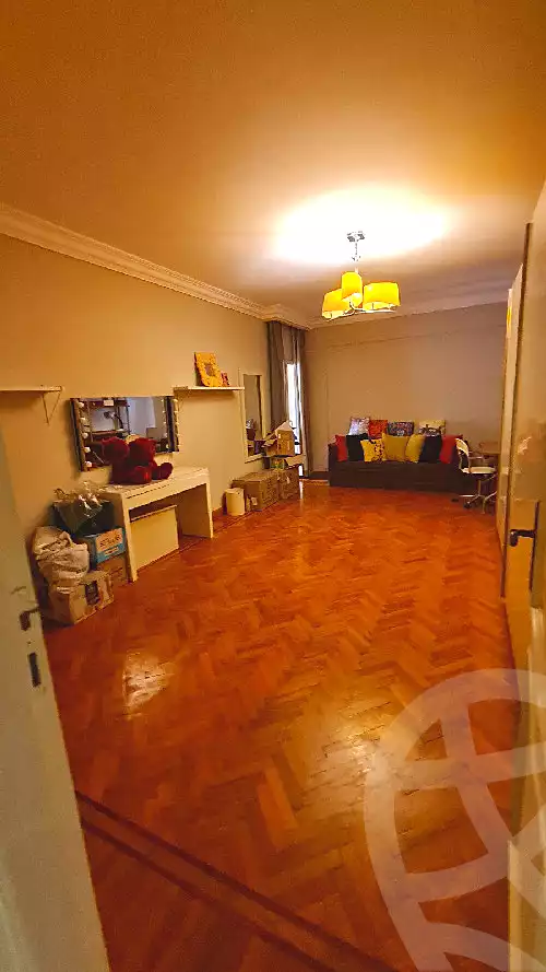 https://aqarmap.com.eg/ar/listing/6967563-for-sale-alexandria-kafr-abdo-sant-square-st