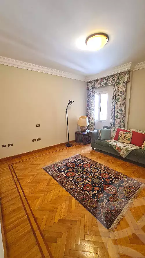 https://aqarmap.com.eg/ar/listing/6967563-for-sale-alexandria-kafr-abdo-sant-square-st