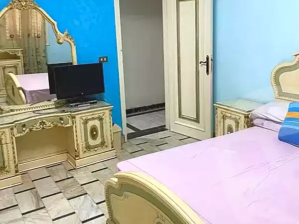 https://aqarmap.com.eg/ar/listing/6967926-for-rent-cairo-mokattam-lhdb-l-ly