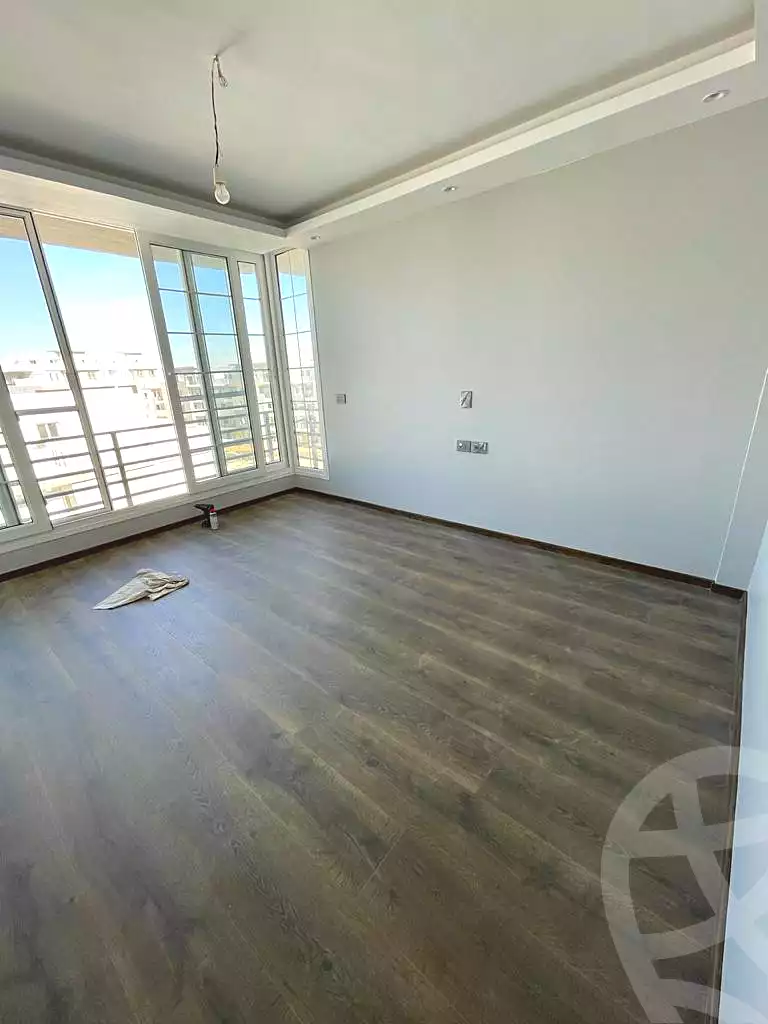 3 BR Apartment in Hyde Park, photo 19 of 21