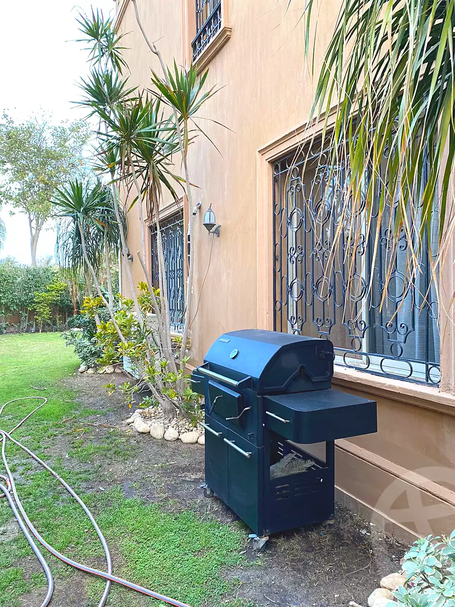 5 BR Twinhouse in Bellagio, photo 2 of 24